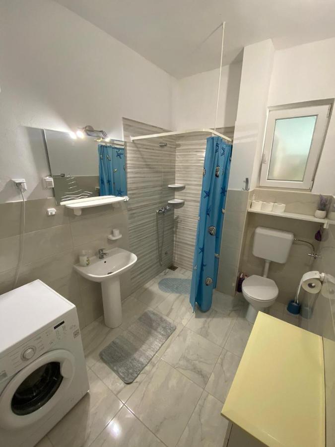 Apartmani Milka Vrsi Esterno foto
